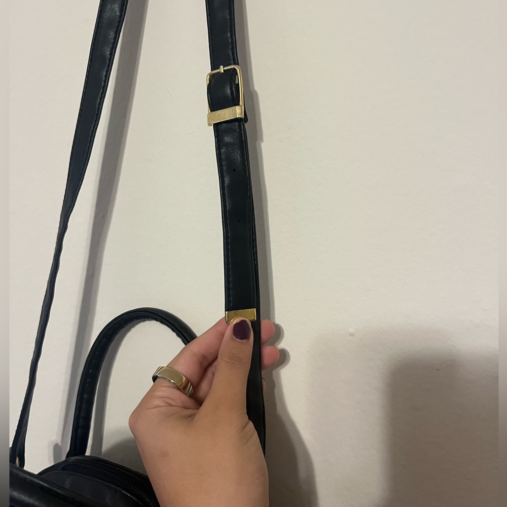 Kenar Black Purse - Picture 3 of 9